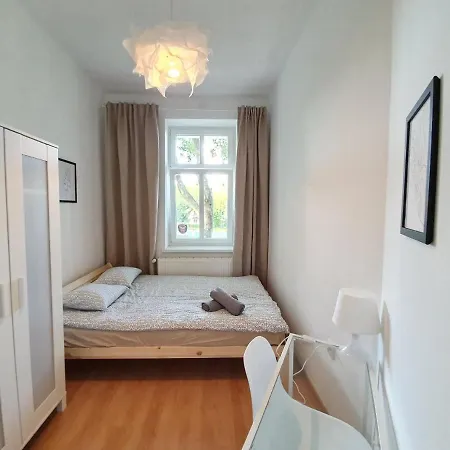 Pokoje Na Parterze - 10 Minut Do Centrum Sopotu Homestay